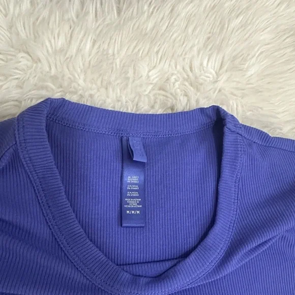 SKIMS Ribbed soft lounge set - Picture 4 of 8